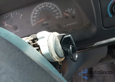 1999 Dodge Ram 1500 St z USA, uszkodzony, nr VIN 3B7HC13Y9XM582107